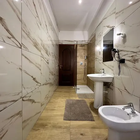 La Via Del Mare Bed & Breakfast